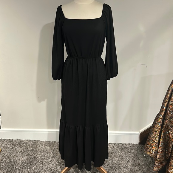 Solid Black Boho Square Neck Long Sleeve Flounce Maxi Dress - Picture 10 of 16